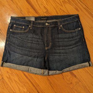 NWT Banana Repubic 4" Jean Short, Dark Denim, Size Women's 32 / 14